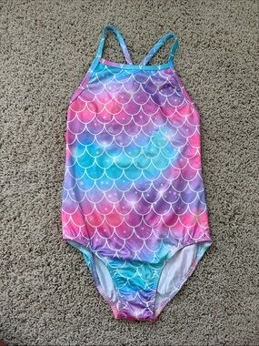 NWOT Amazon Girls' Mermaid Scale One-Piece Swimsuit size 130/7-8